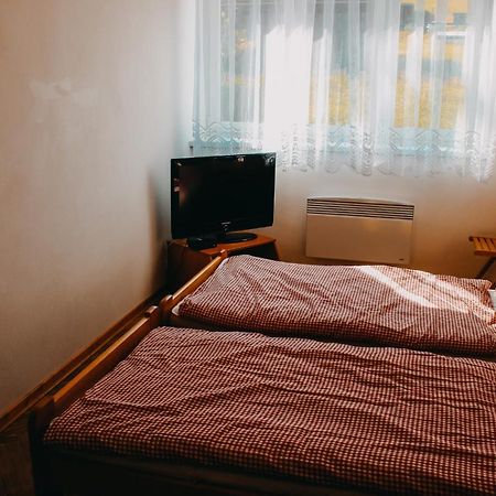 Апартаменты Apartman Рокицани Экстерьер фото